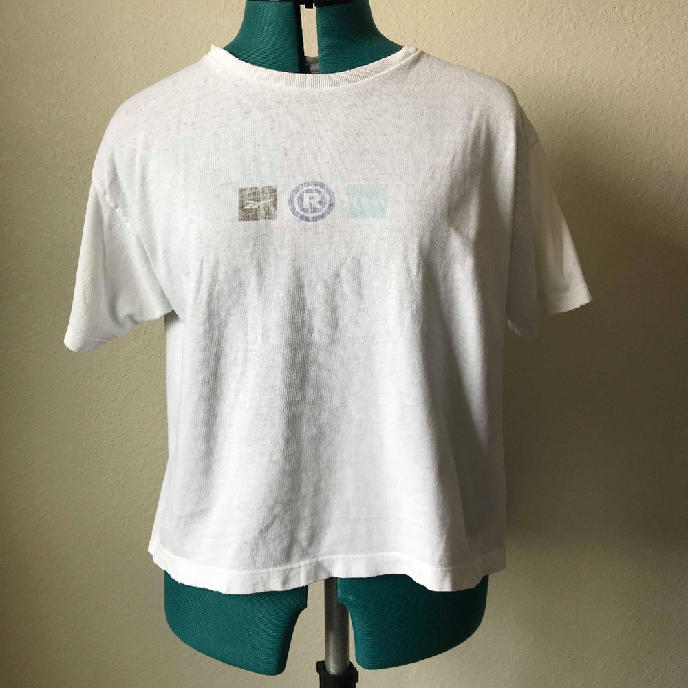 Reebok white crop top VINTAGE short sleeve tee